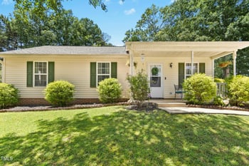 124 Holly Mountain Rd, Holly Springs, NC 27540
