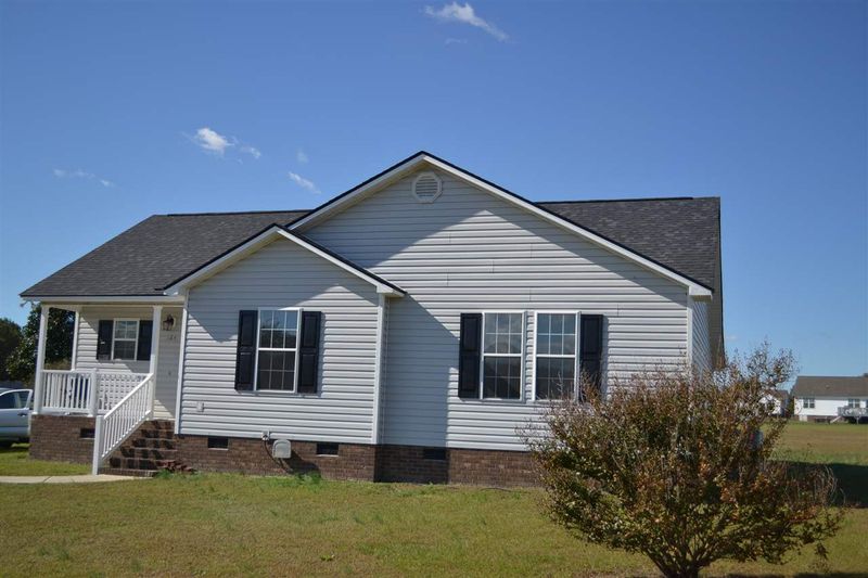 124 Hugh Dr, Smithfield, NC 27577