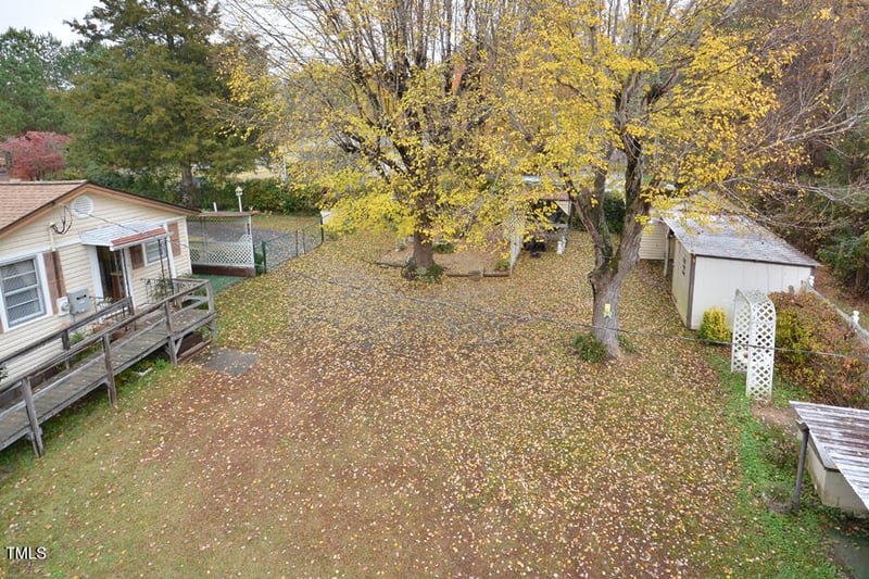 124 Jack Bennett Rd, Chapel Hill, NC 27517