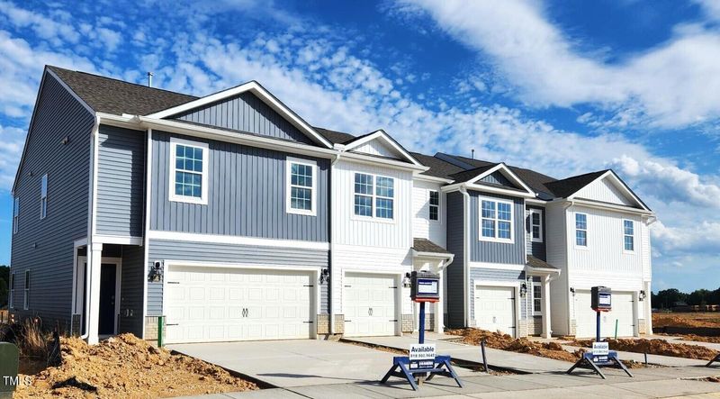 124 Leo St, Angier, NC 27501