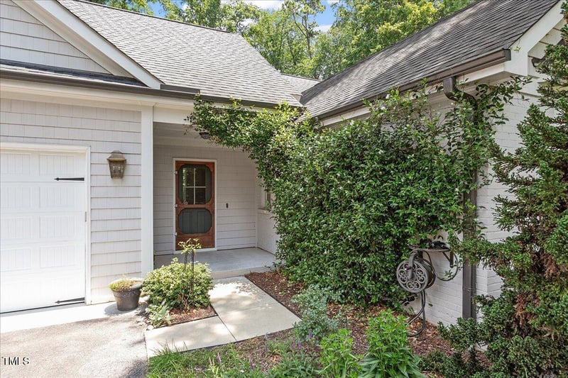 124 Lord Ashley Rd, Raleigh, NC 27610