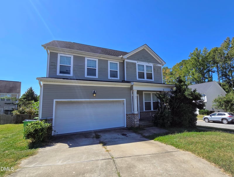 124 Occidental Dr, Holly Springs, NC 27540
