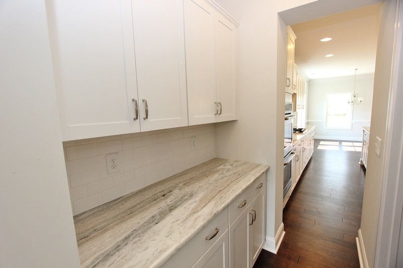 124 Park Bluff Dr, Holly Springs, NC 27540