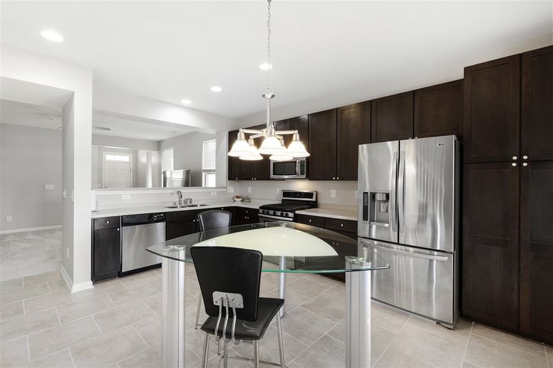 124 Point Comfort Ln, Cary, NC 27519