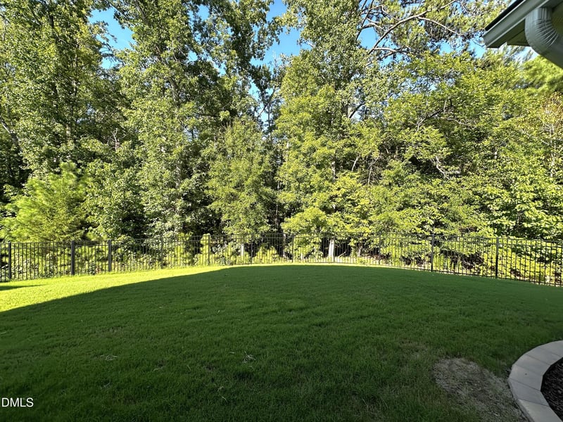 124 Putters Ct, Durham, NC 27703