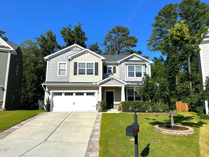 124 Putters Ct, Durham, NC 27703