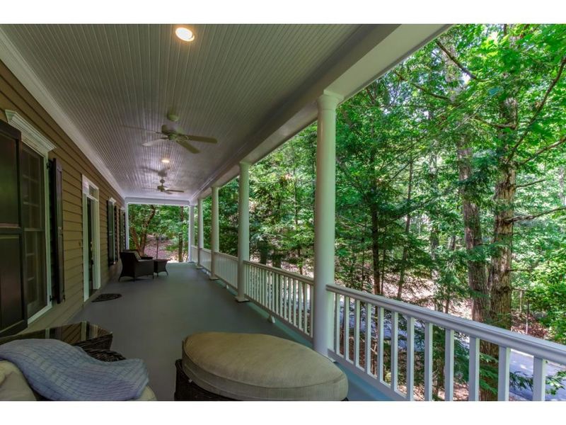 124 Red Bud Ln, Chapel Hill, NC 27514