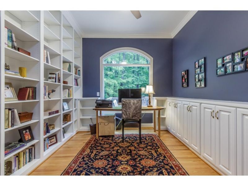 124 Red Bud Ln, Chapel Hill, NC 27514