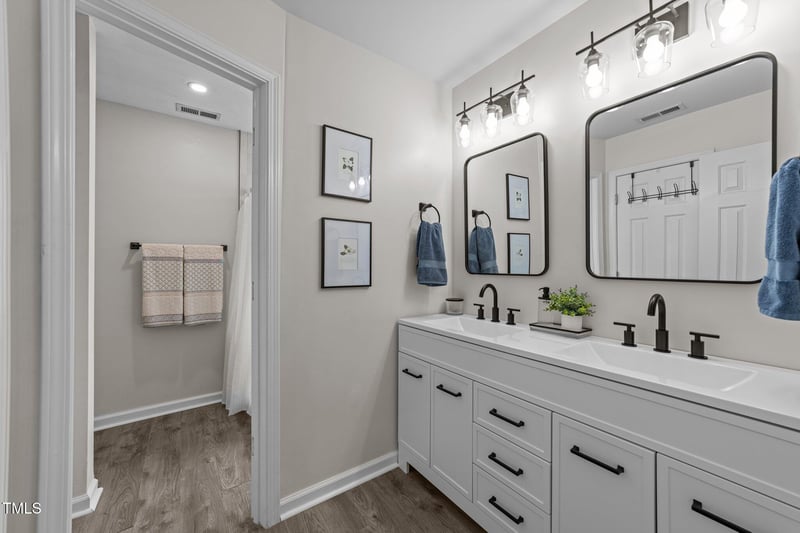 124 River Pearl St, Raleigh, NC 27603