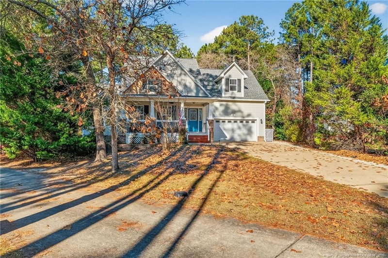 124 Riviera Ln, Sanford, NC 27332