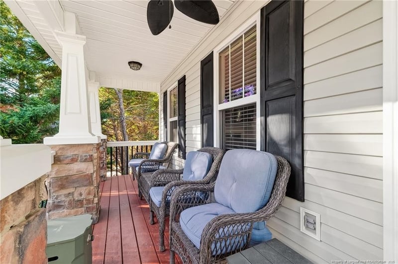 124 Riviera Ln, Sanford, NC 27332