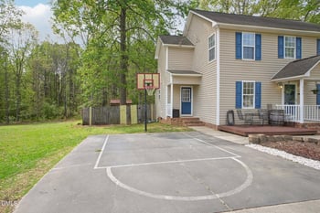 124 Saint Johns St, Knightdale, NC 27545