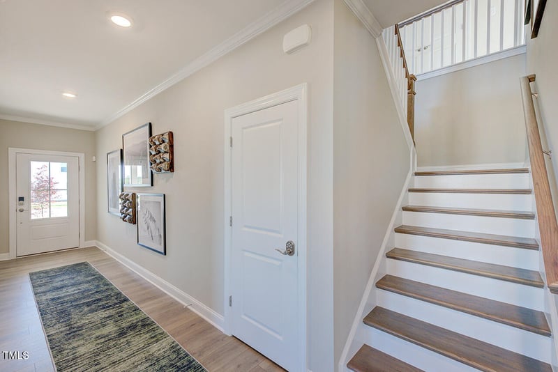 124 Seagraves Creek Ln, Holly Springs, NC 27540