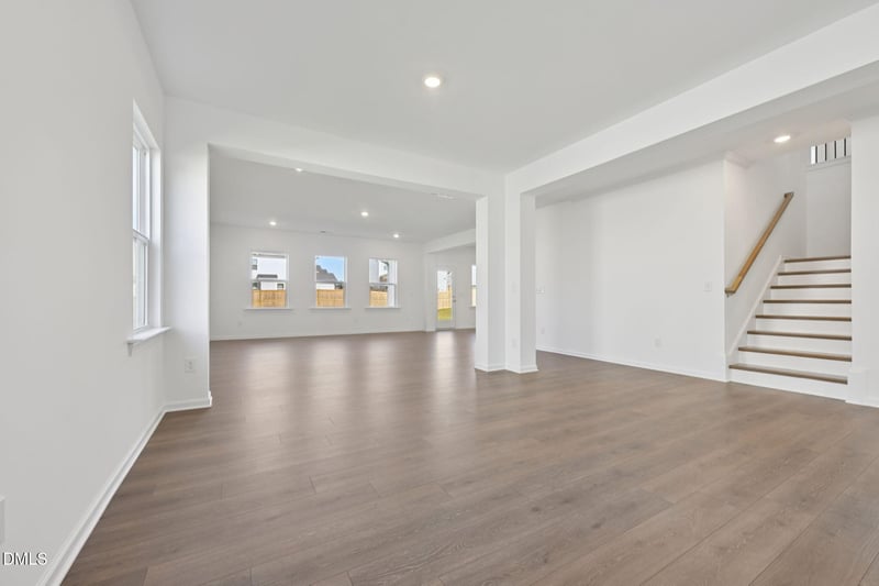 124 Seagraves Creek Ln, Holly Springs, NC 27540