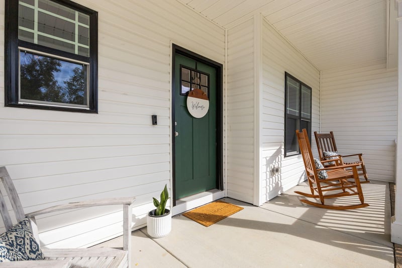 124 Shagbark Ln, Zebulon, NC 27597