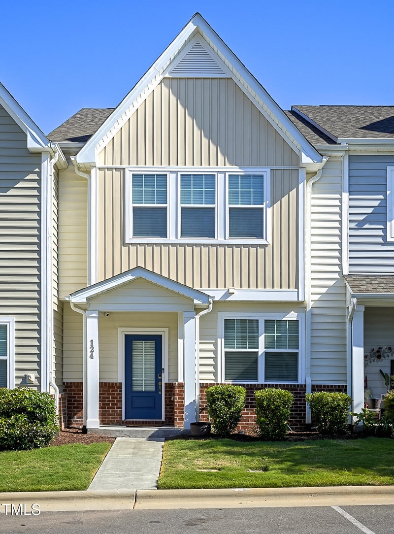 124 Shale Creek Dr, Durham, NC 27703