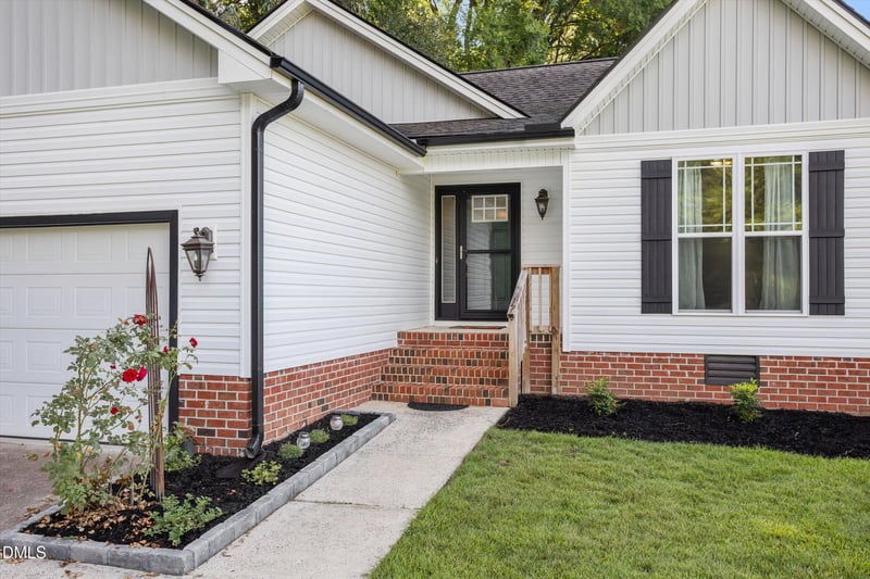124 Stonehenge Dr, Clayton, NC 27520