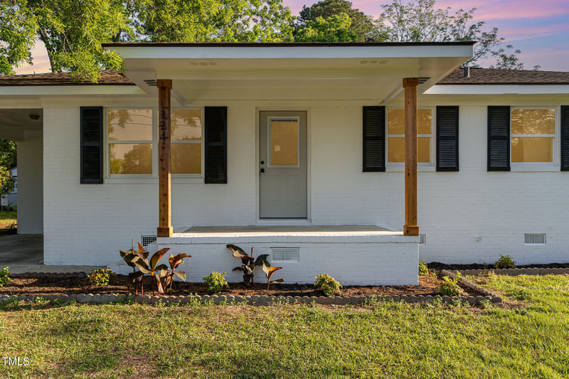 124 Strickland Dr, Smithfield, NC 27577