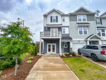 124 Sugar Run Dr #11, Fuquay Varina, NC 27526