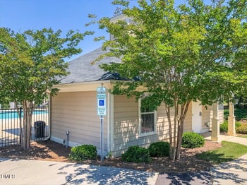 124 Sweet Violet Dr, Holly Springs, NC 27540