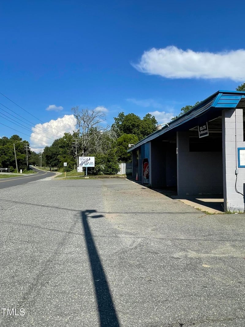 124 Thompson St, Pittsboro, NC 27312