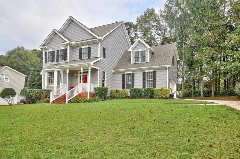 124 Torrey Pines Dr, Clayton, NC 27527