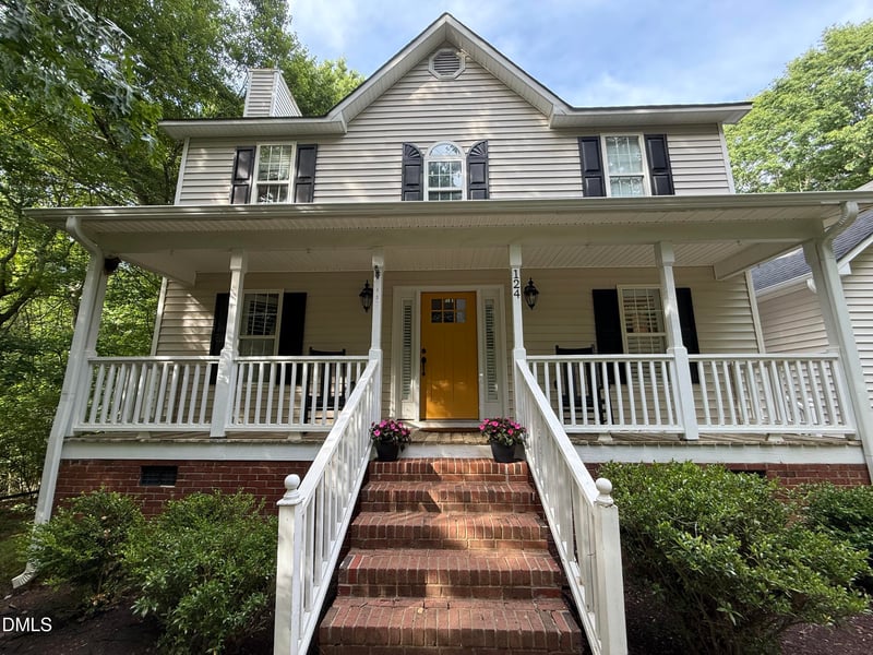 124 Walker , Selma, NC 27576