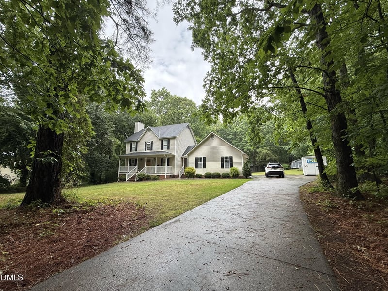 124 Walker , Selma, NC 27576
