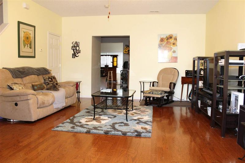 124 Watertree Ln, Apex, NC 27502