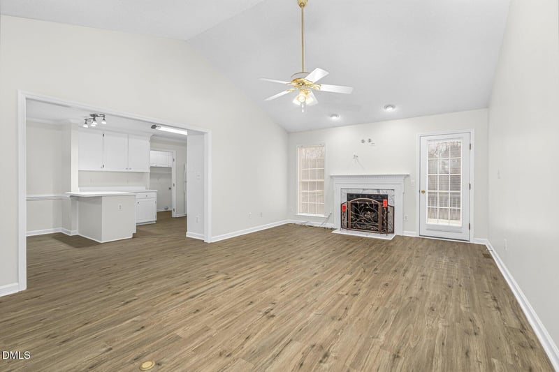 124 Watson Cir, Clayton, NC 27527