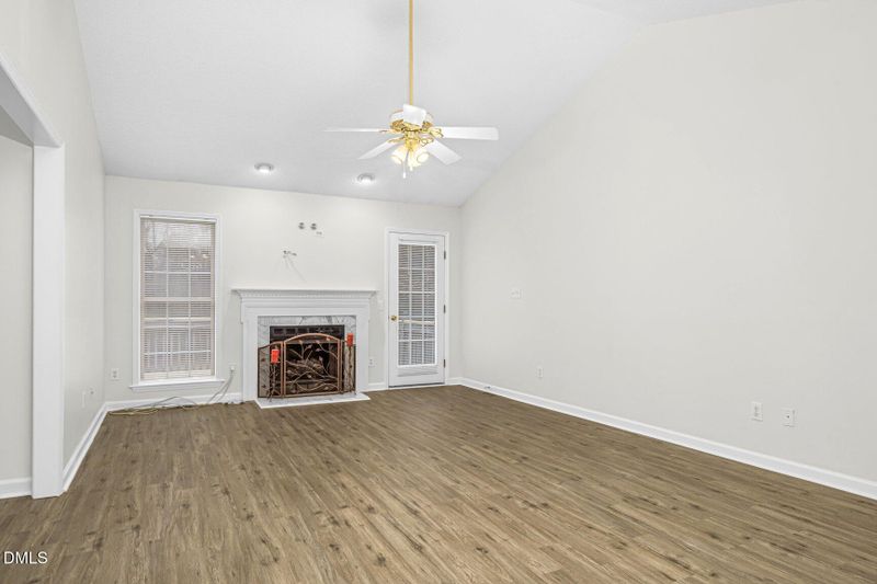 124 Watson Cir, Clayton, NC 27527