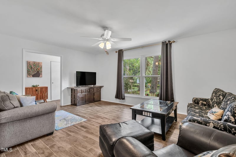 124 Wicklow Ln, Durham, NC 27713