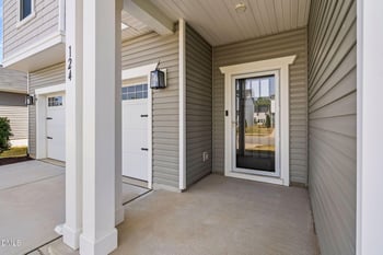 124 Willow Grove Ln, Fuquay Varina, NC 27526