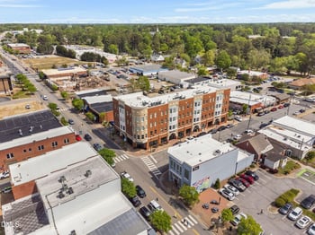 124 Willow Grove Ln, Fuquay Varina, NC 27526