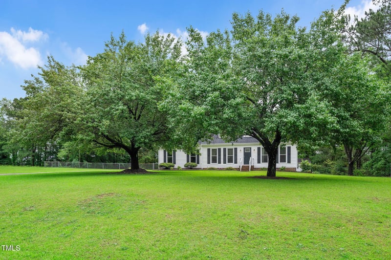 124 Windmere Dr, Angier, NC 27501