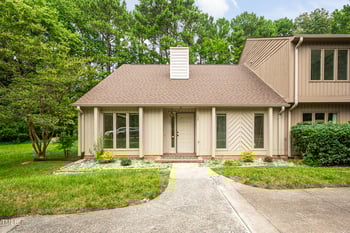 124 Woodbridge Ln, Chapel Hill, NC 27514