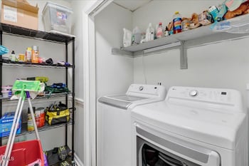 1240 Banjo Dr, Zebulon, NC 27597