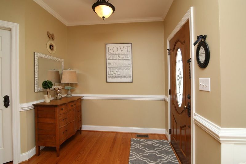 1240 Dalgarven Dr, Apex, NC 27502