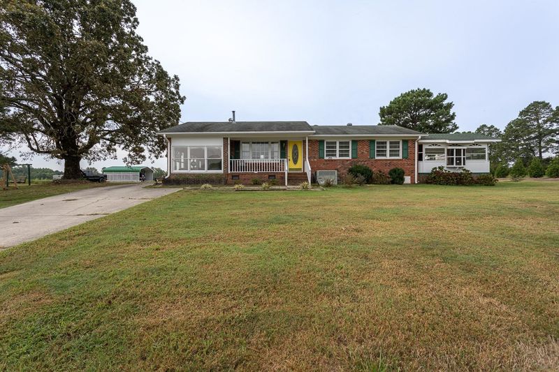 1240 Darius Pearce Rd, Youngsville, NC 27596