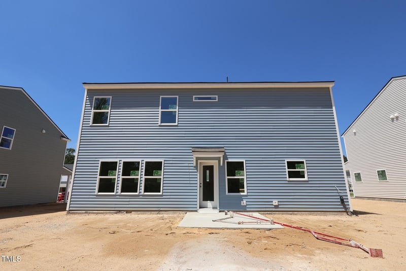 1240 Dimaggio Dr, Raleigh, NC 27616