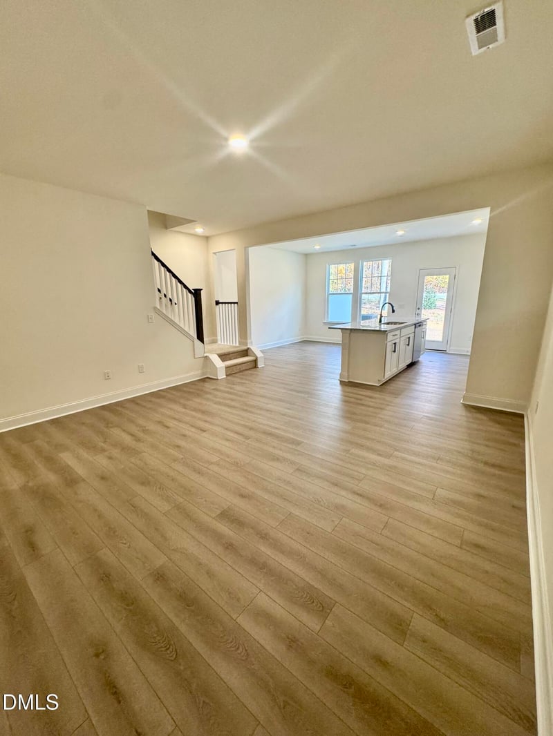 1240 Hammond Dr, Mebane, NC 27302