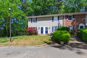 1240 Jamestown Ct, Cary, NC 27511