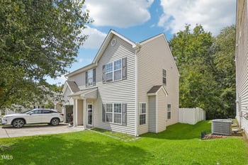 1240 Sweetgrass St, Knightdale, NC 27545