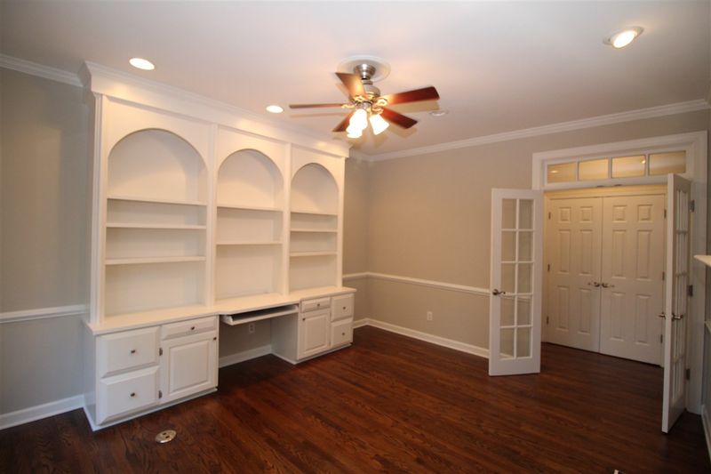 12400 Brandon Hall Dr, Raleigh, NC 27614