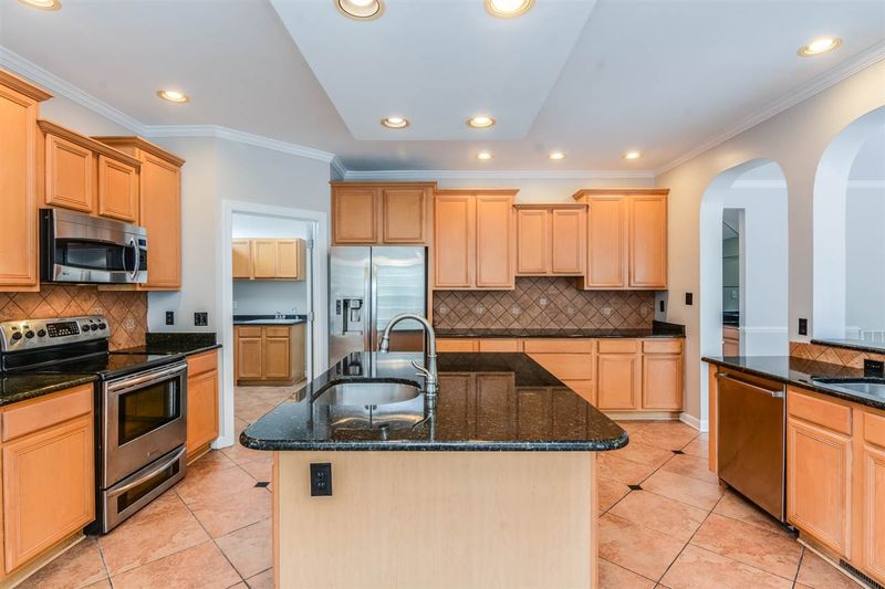 12400 Fieldmist Dr, Raleigh, NC 27614
