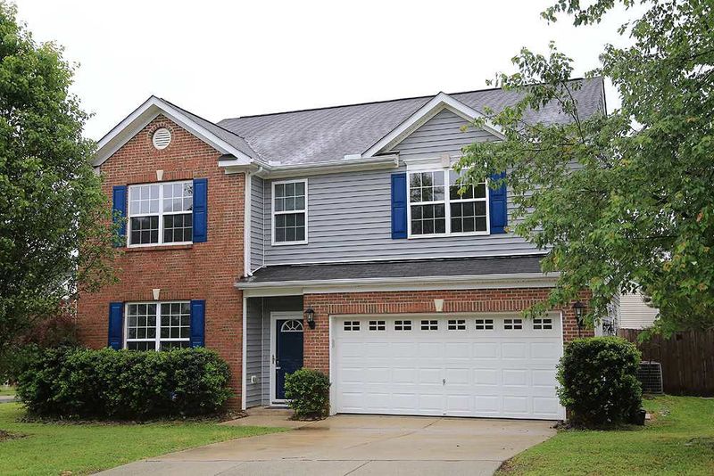 12401 Ashe Ridge Ln, Durham, NC 27703