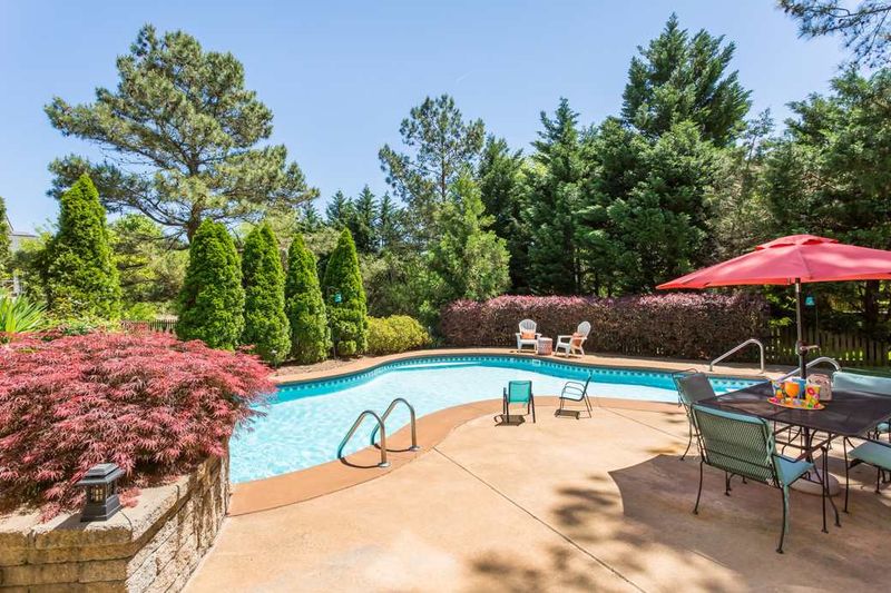 12404 Schoolhouse St, Raleigh, NC 27614