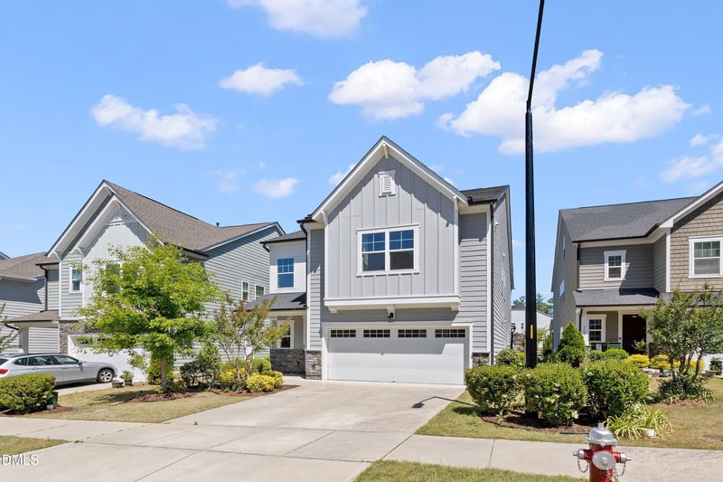 1241 Canyon Shadows Ct, Cary, NC 27519