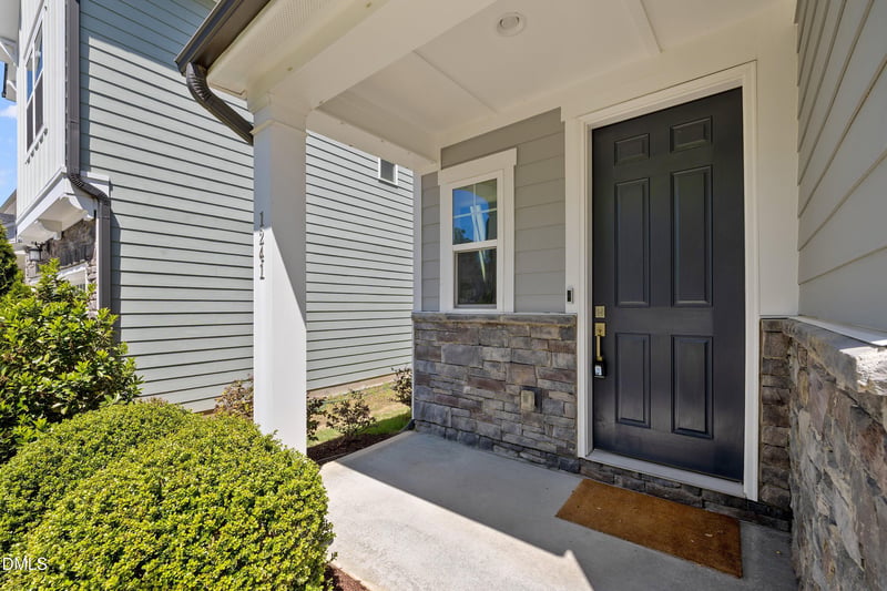 1241 Canyon Shadows Ct, Cary, NC 27519