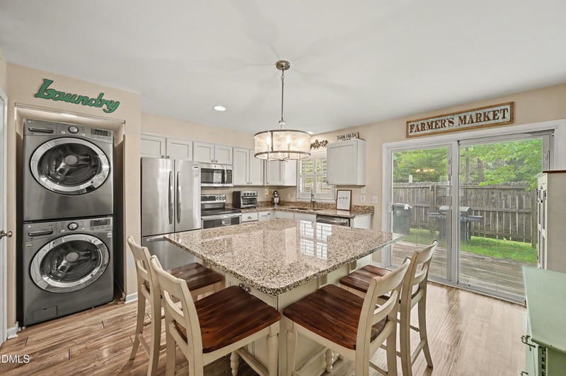 1241 Donaldson Ct, Cary, NC 27511